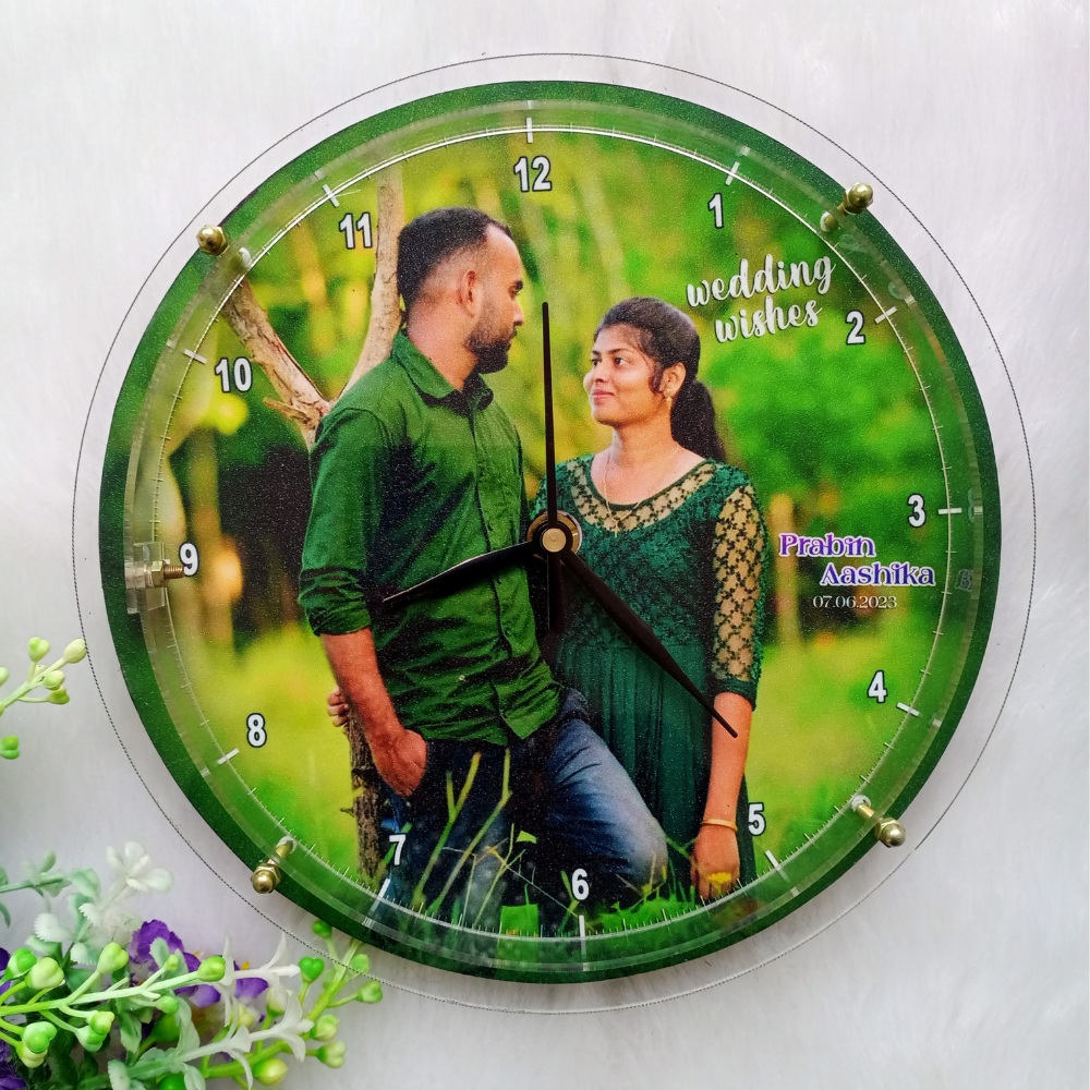 Arihant wooden Personalised wall clock for marriage gift at Rs 350/piece in  Bengaluru
